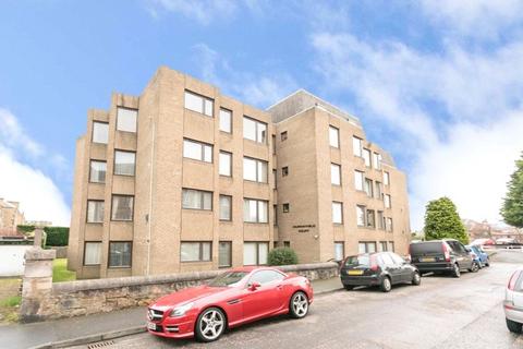 2 bedroom flat to rent, Western Gardens, Edinburgh, EH12