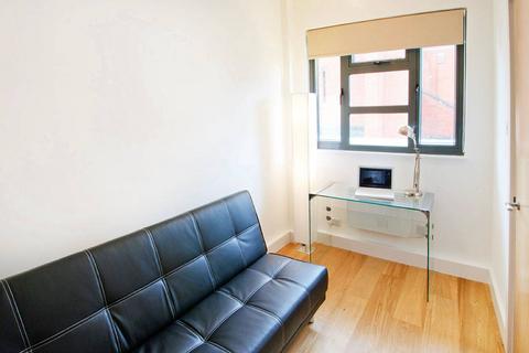 2 bedroom flat to rent, Gwynne House, Whitechapel, London, E1