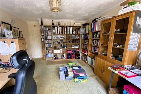 Coralown Buttway Lane, Cliffe, Rochester, ME3 7QP