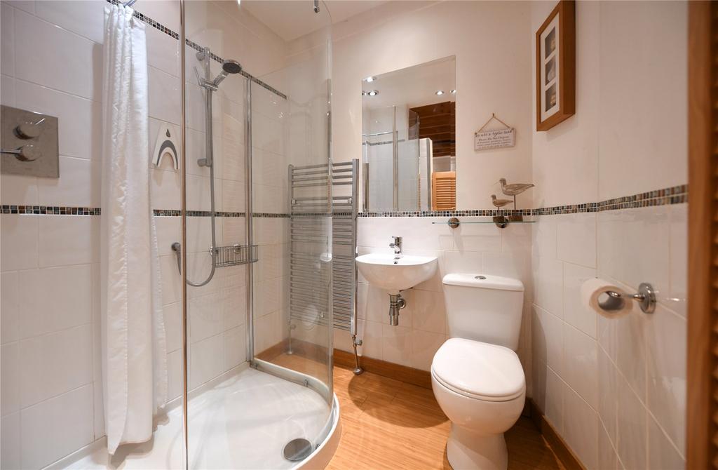 Bedroom 1 Ensuite
