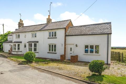 2 bedroom semi-detached house to rent, The Green, Lower Boddington, Daventry, Northamptonshire, NN11