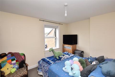 3 bedroom end of terrace house for sale, Greenshaw Terrace, Guiseley, Leeds, West Yorkshire