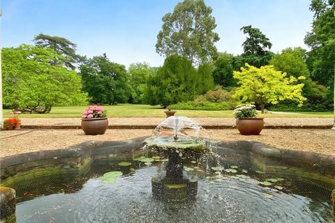 2 Swallowfield Park, Swallowfield, Reading, RG7 1TG