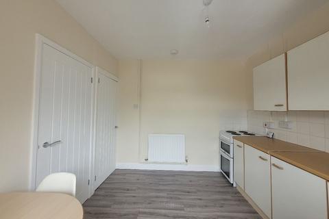 1 bedroom flat to rent, Main Road, Gilwern, Abergavenny