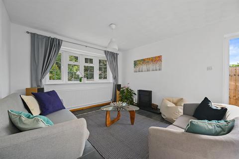 7 Joiners Lane, Chalfont St Peter, Gerrards Cross, SL9 0AB