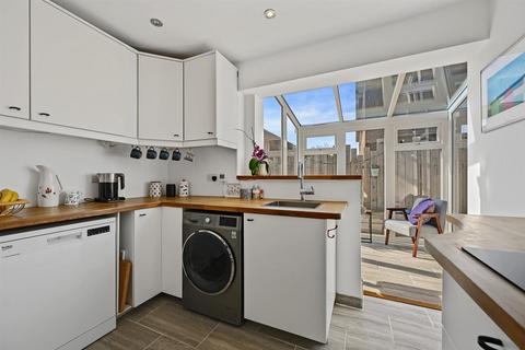 7 Joiners Lane, Chalfont St Peter, Gerrards Cross, SL9 0AB