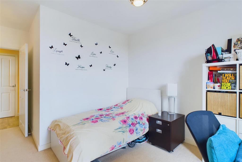 CAM01799 G0-PR0091-STILL016.jpg