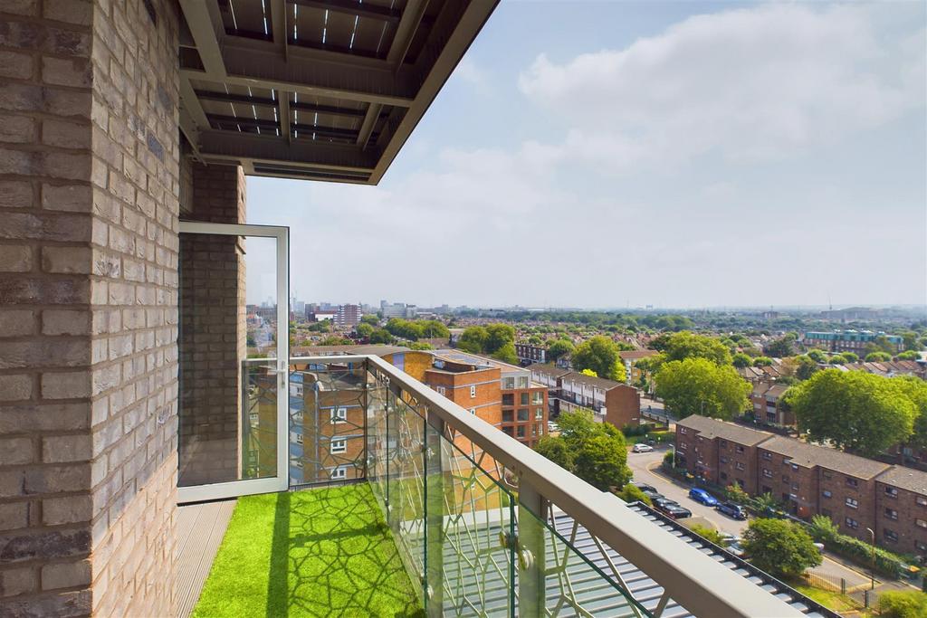 CAM01799 G0-PR0091-STILL012.jpg