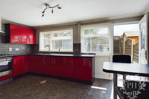 12 Barnaby Close, Marske By The Sea, Redcar, TS11 7HX