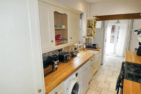 2 bedroom terraced house for sale, Chester Road, Sutton Coldfield