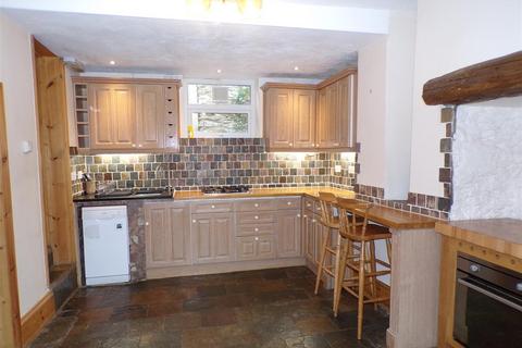 4 bedroom semi-detached house to rent, Victoria Street, Combe Martin