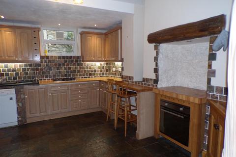 4 bedroom semi-detached house to rent, Victoria Street, Combe Martin