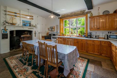 4 bedroom farm house for sale, Gurnard, Isle Of Wight