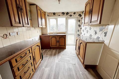 3 bedroom terraced house for sale, Bodiam Way, Grimsby, N.E. Lincs, DN32 7ED