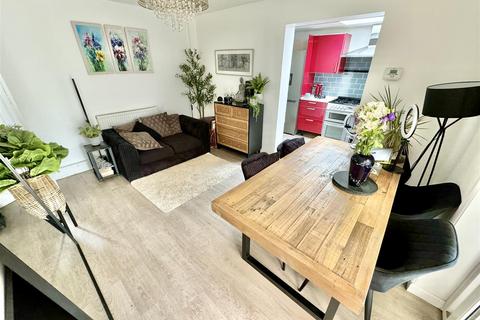 25 Hardwick Road, Pill, Bristol, BS20 0DB