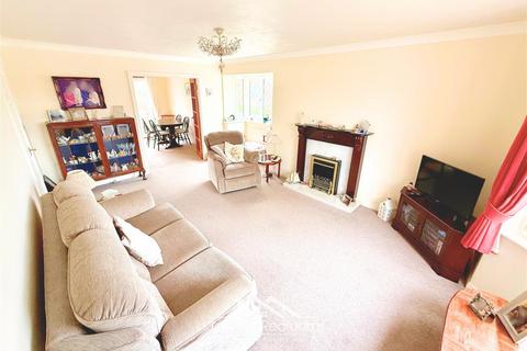5 Ffordd Aber, Rhuddlan, Rhyl, LL18 2SJ