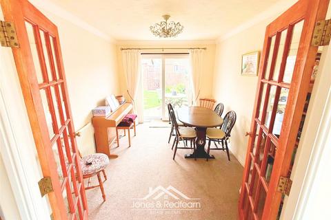 5 Ffordd Aber, Rhuddlan, Rhyl, LL18 2SJ