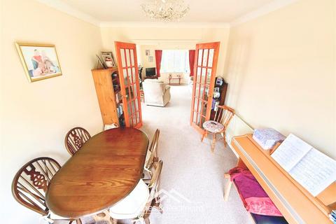 5 Ffordd Aber, Rhuddlan, Rhyl, LL18 2SJ