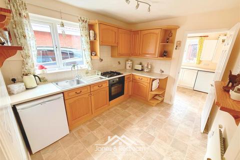 5 Ffordd Aber, Rhuddlan, Rhyl, LL18 2SJ