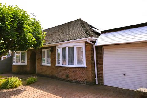 4 bedroom semi-detached bungalow for sale, Grange Road, Newark.