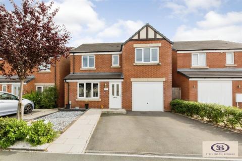 4 bedroom detached house for sale, Farrell Drive, Alsager