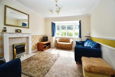 4 bedroom detached house for sale, Parcevall Drive, Kingswood, Hull