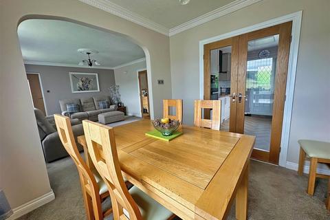 1 Breck Willows, Sowerby Bridge, HX6 1EH