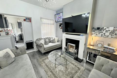 3 bedroom end of terrace house for sale, St. Thomas Road, Birmingham