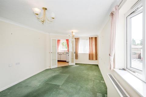 2 bedroom retirement property for sale, Chingford Mount Road, Chingford