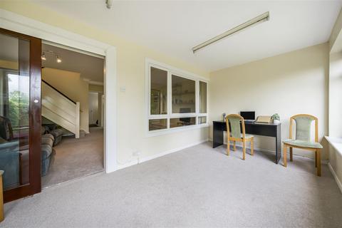 65 Gordon Road, Windsor, SL4 3RG