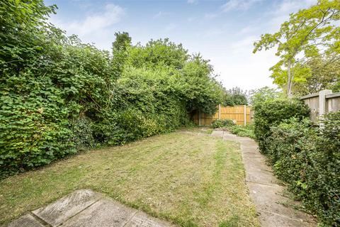 65 Gordon Road, Windsor, SL4 3RG