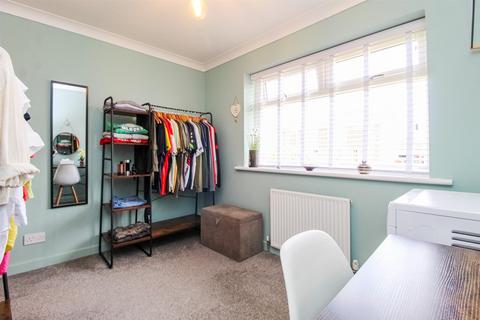 28 Cumbrian Way, Wakefield, WF2 8JR