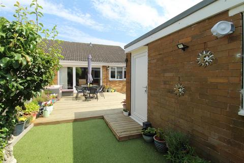 28 Cumbrian Way, Wakefield, WF2 8JR