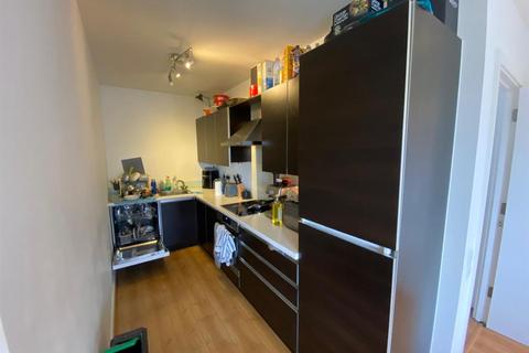 2 bedroom apartment for sale, Wick Lane, London