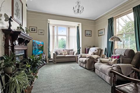 Greenbanks Hilltop Road, Bideford, EX39 3PA