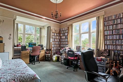 Greenbanks Hilltop Road, Bideford, EX39 3PA
