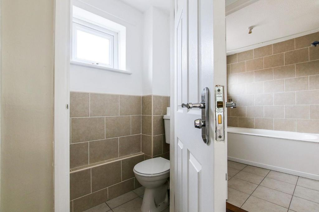 Toilet.jpg