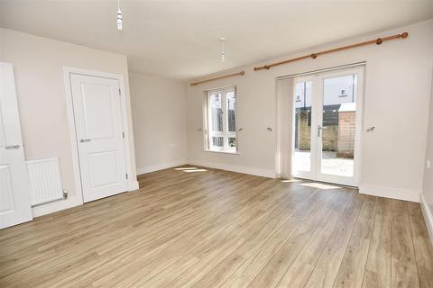 5 bedroom townhouse for sale, Summer House Terrace, Yeovil