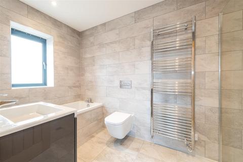 22 Fullers Field, Westerfield, Ipswich, IP6 9AX