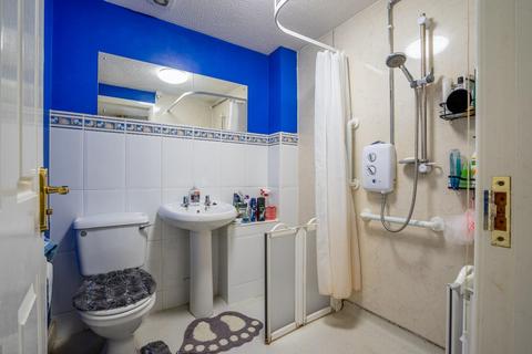 2 Birch Park, York, YO31 9PA