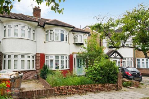 10 Formby Avenue, Stanmore, HA7 2JZ