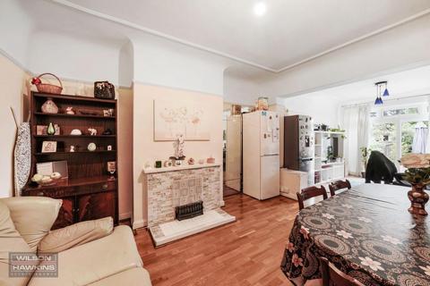10 Formby Avenue, Stanmore, HA7 2JZ