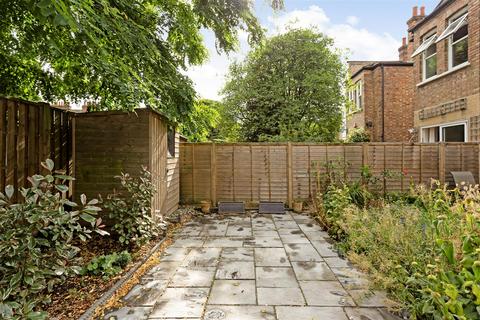 6a Darwin Road, London, W5 4BD