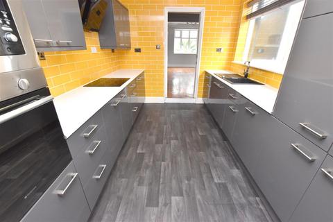 247 Roberts Street, Grimsby, DN32 8DT