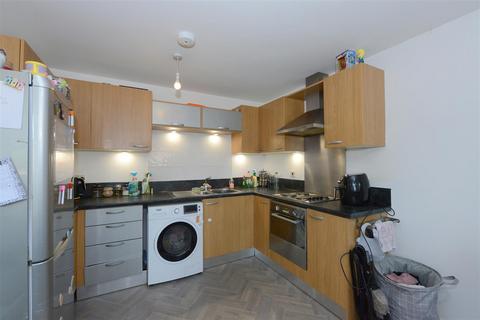 2 bedroom apartment for sale, Priors Court ,Monkmoor Road, Shrewsbury