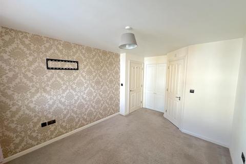 18 Military Close, Shoeburyness, Southend-on-sea, SS3 8EG