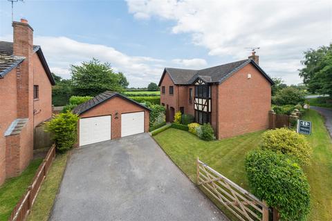 4 bedroom detached house for sale, Back Lane, Spurstow