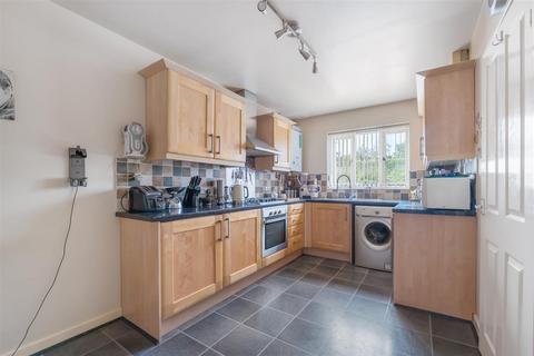 3 bedroom semi-detached house for sale, Avenue Park Road, West Norwood, SE27