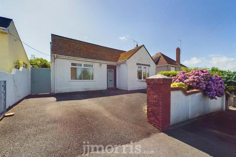 3 bedroom detached bungalow for sale, The Rise, Haverfordwest