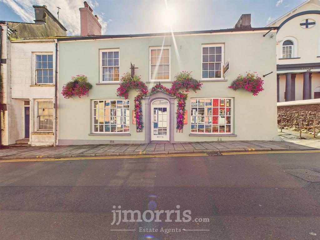 CAM02122 G0-PR0373-STILL002.jpg